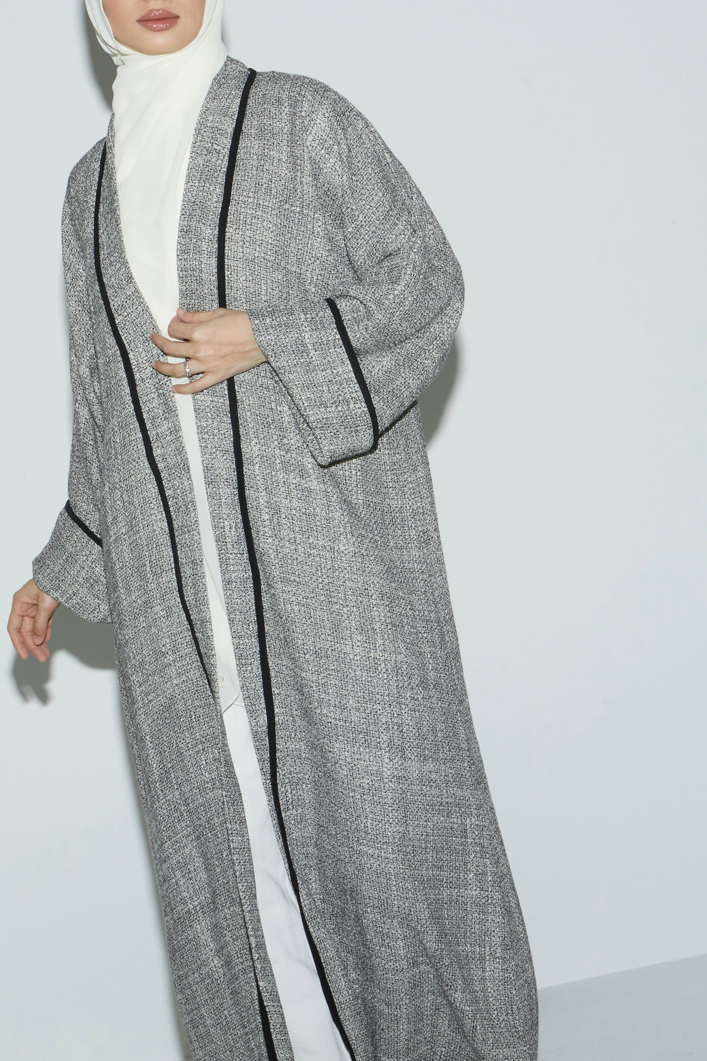 Saudi Tweed Grey Abaya