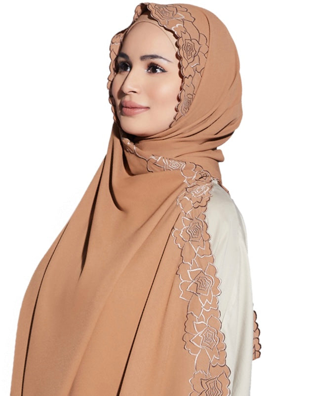 Amara Floral Embroidery (Brown)