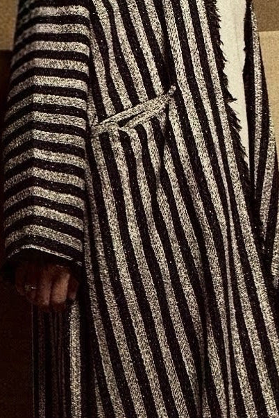 Eyelash Stripe Tweed Abaya (BlueBlack)