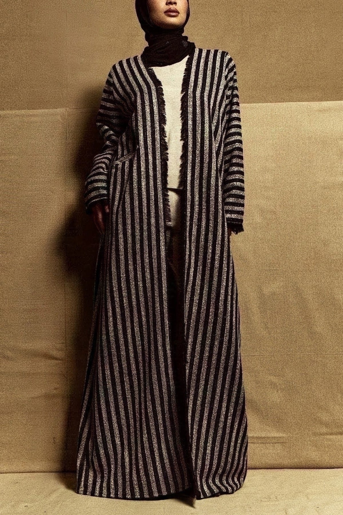Eyelash Stripe Tweed Abaya (BlueBlack)