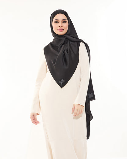 Amara Satin (Black)